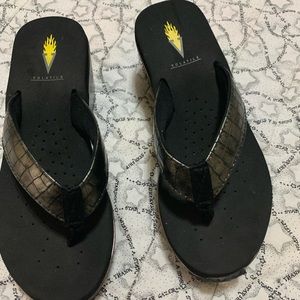 Women’s Sandler with wedge heel